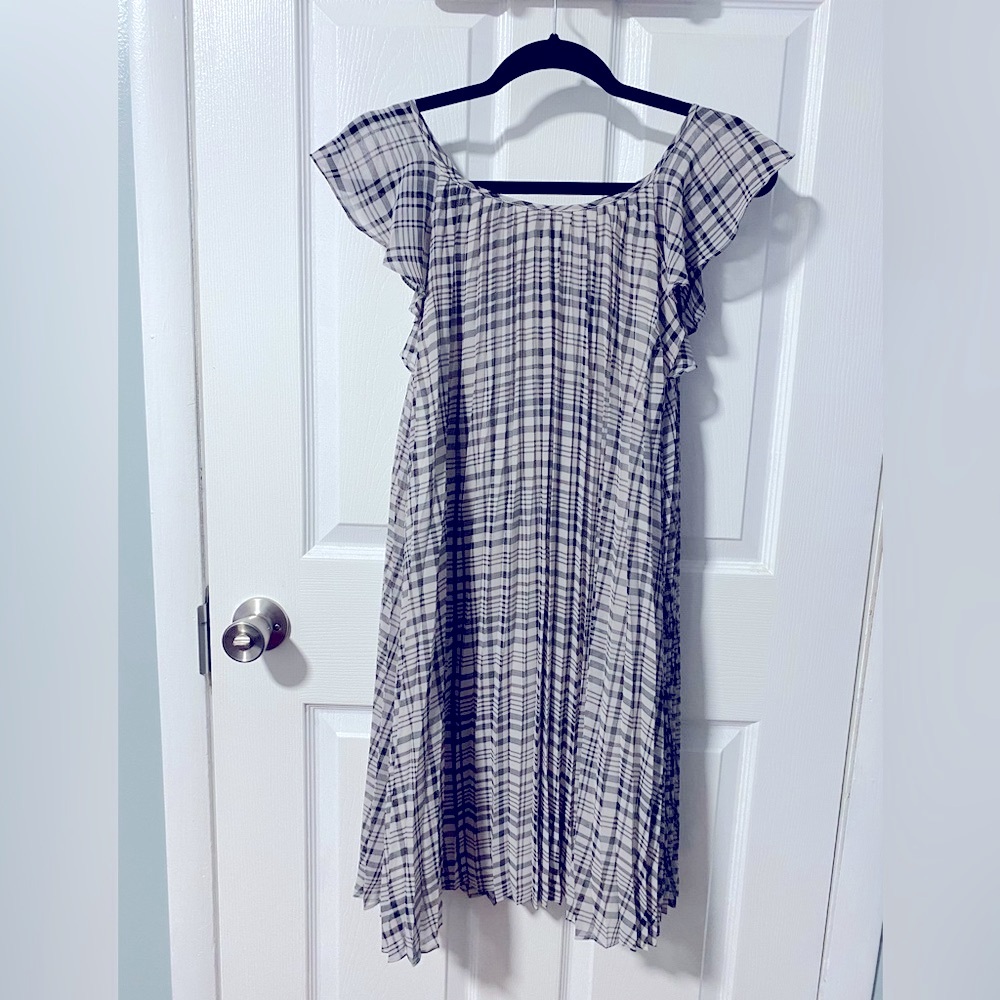 BCBGeneration plaid chiffon pleated dress
